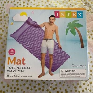 Intex Purple Tote-N-Float Wave Mat
